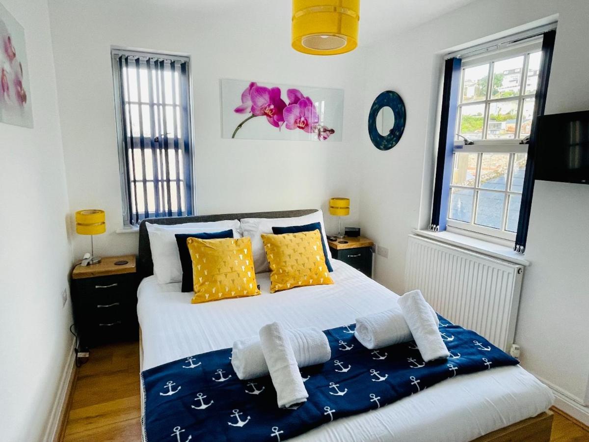 Captains Rest - 2 Bedroom Apartment In The Heart Of Brixham Exteriör bild